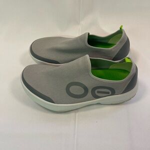 Oofos Oomg Sport Men's Light Gray Slip-On Sneakers Size 9